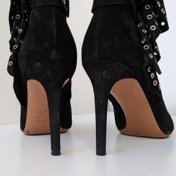 Alaïa Black Suede Grommet Embellished Ruffled Ankle Boots | Size 38.5 - Picture 11 of 16